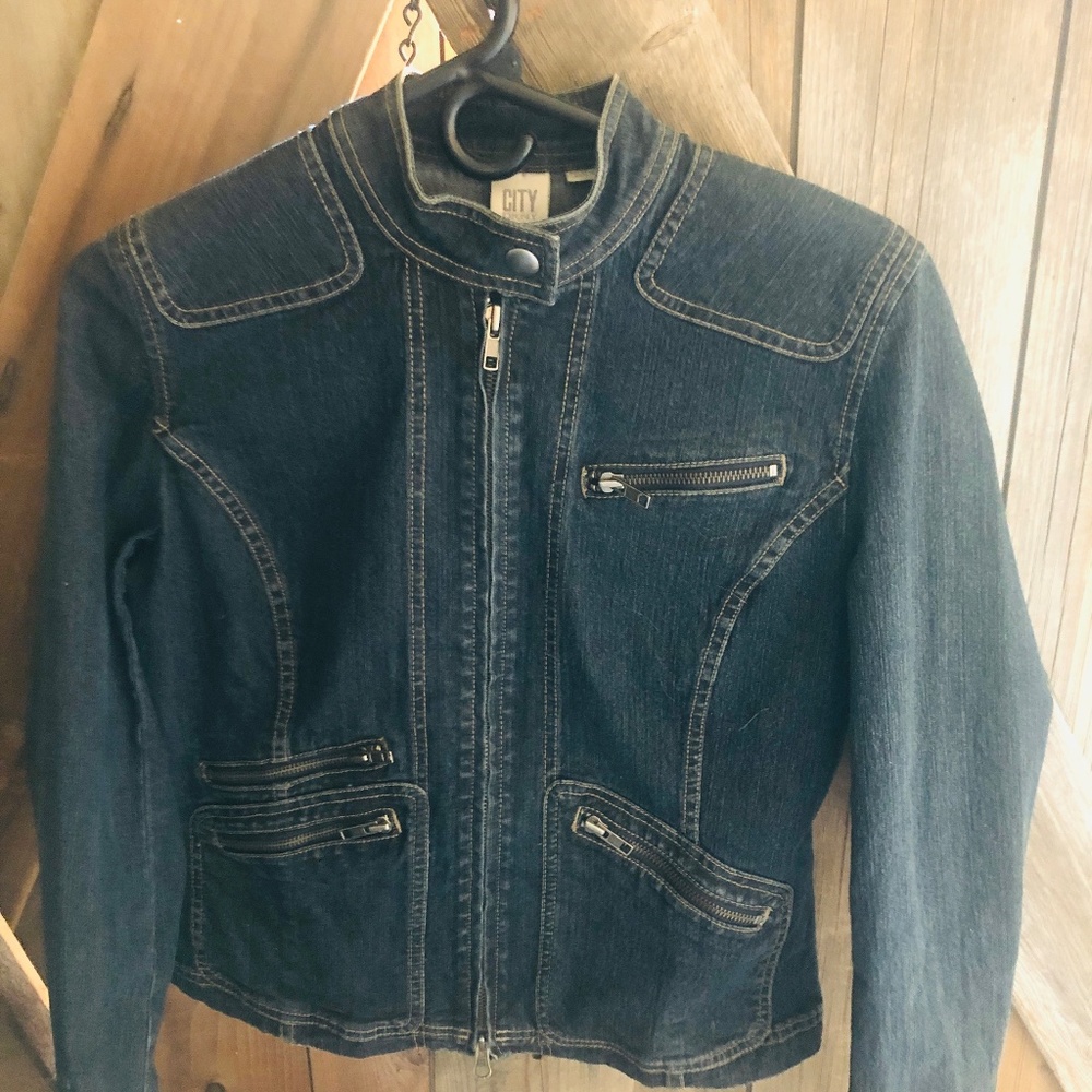 DNKY Denim Jacket size 6 Sm/M
